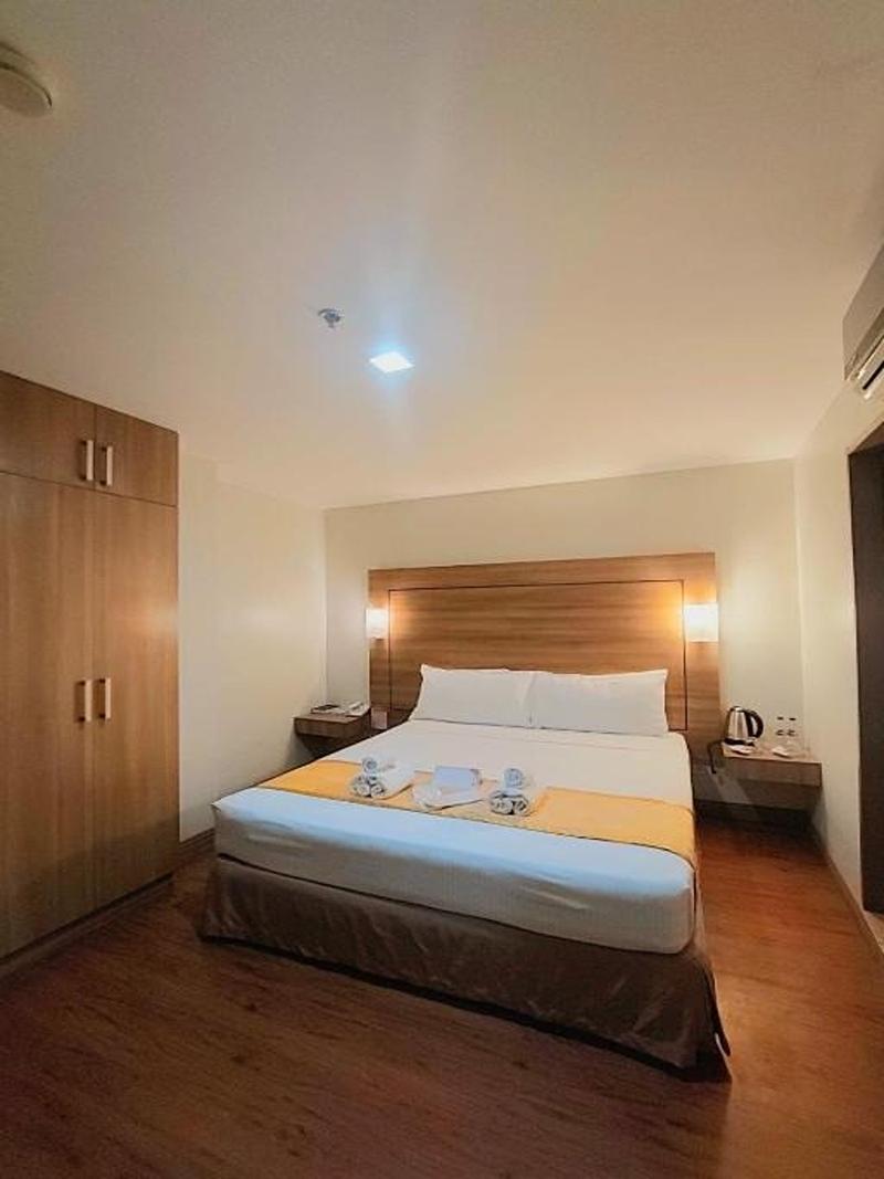 Tagaytay Hotel Sixb City Center image