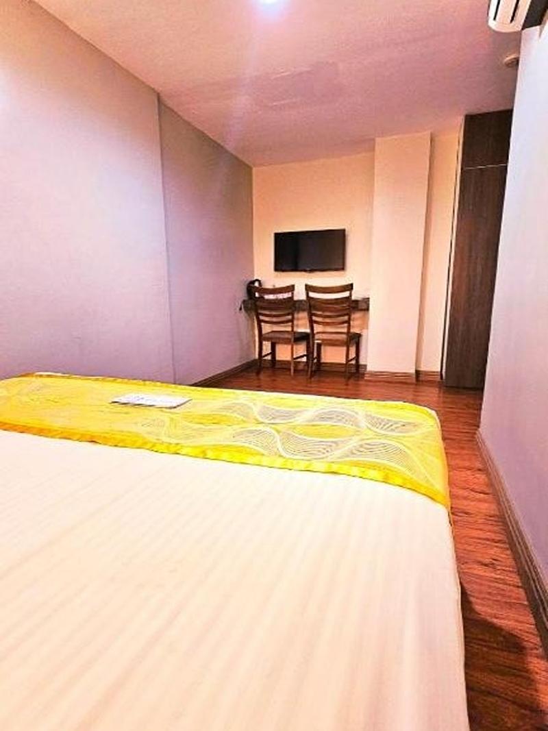 Tagaytay Hotel Sixb City Center image