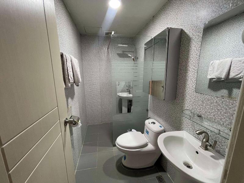 Aimor Condotel near SM City Clark image