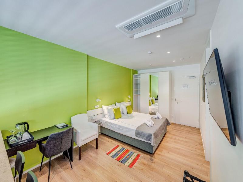 Pomak Luxury Rooms image