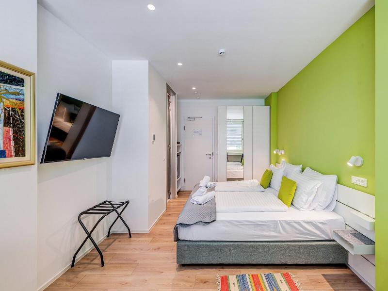 Pomak Luxury Rooms image