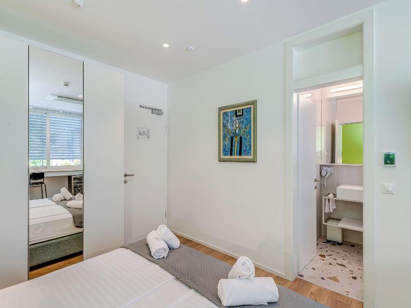Pomak Luxury Rooms image