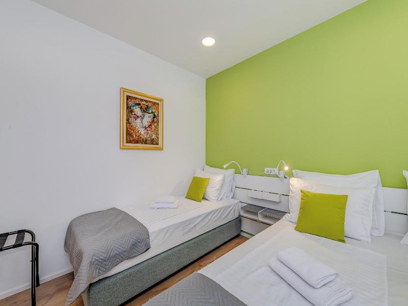 Pomak Luxury Rooms image
