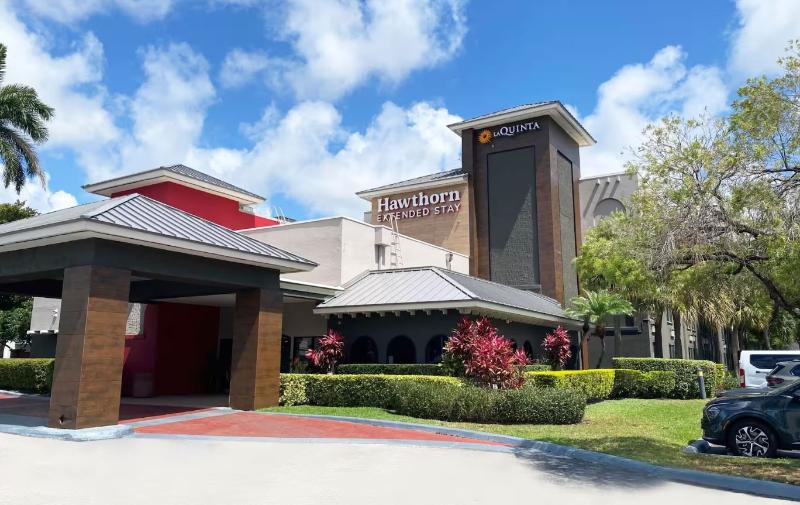 Hawthorn Extended Stay Ft Lauderdale Cypress Crk