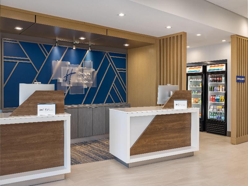 Holiday Inn Express & Suites Nacogdoches Southwest — general view