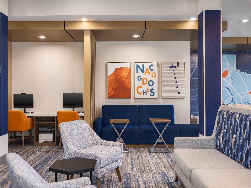 Holiday Inn Express & Suites Nacogdoches Southwest