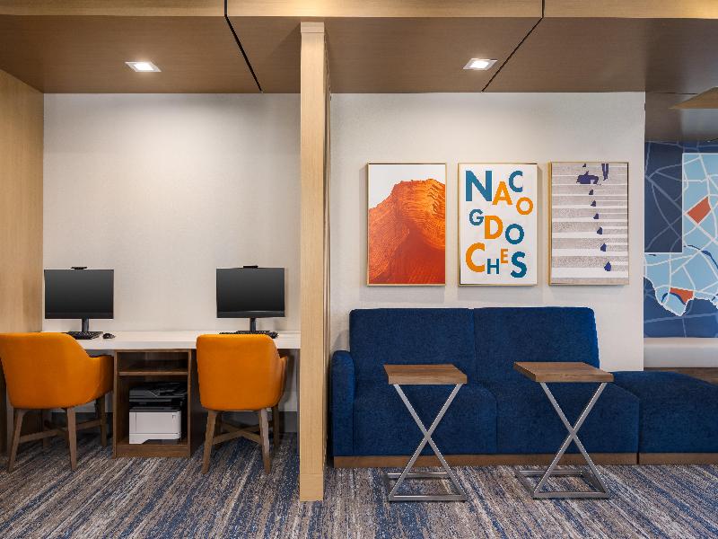 Holiday Inn Express & Suites Nacogdoches Southwest