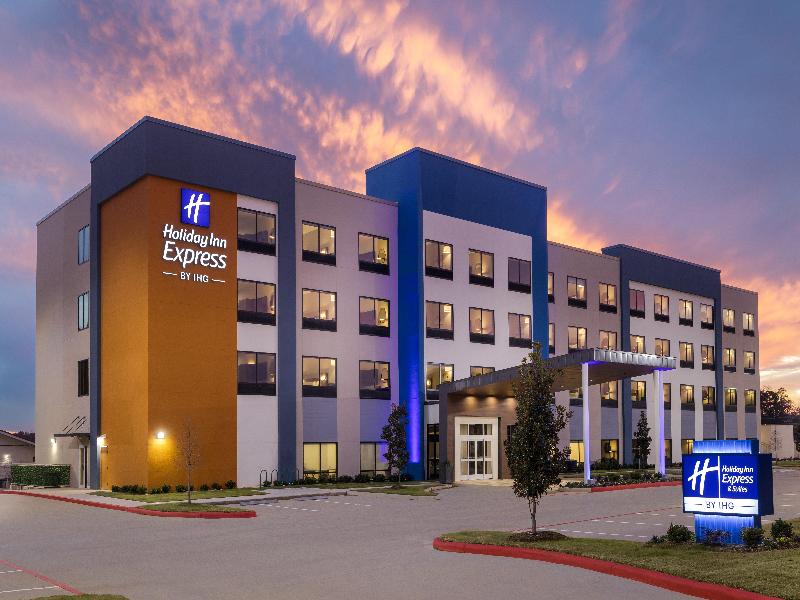 Holiday Inn Express & Suites Nacogdoches Southwest