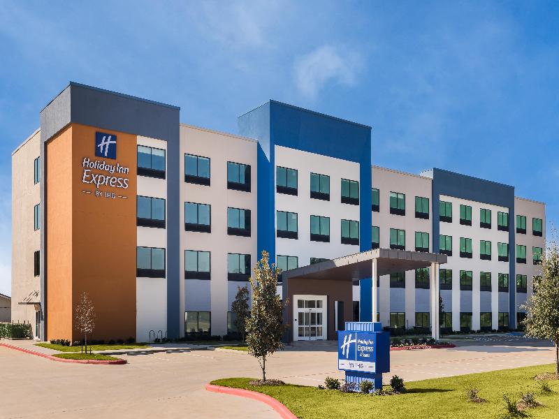 Holiday Inn Express & Suites Nacogdoches Southwest