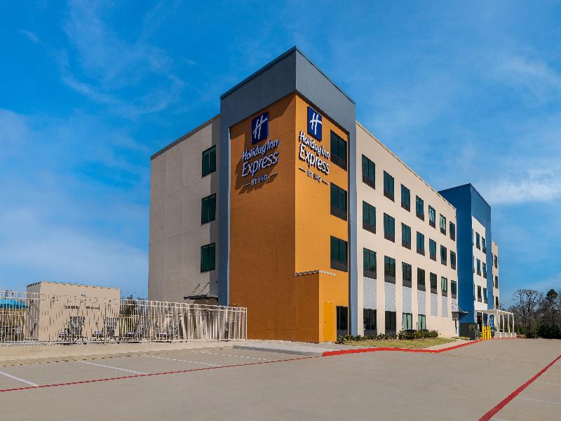 Holiday Inn Express & Suites Nacogdoches Southwest