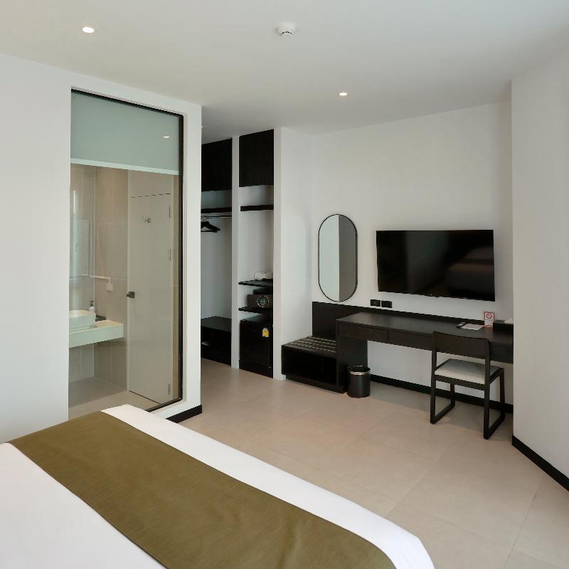 Hotel Whitt Hua Hin image