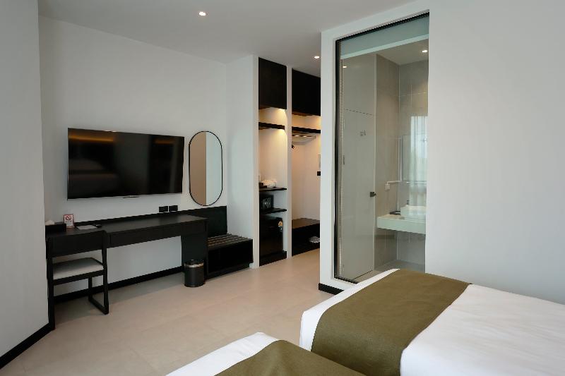 Hotel Whitt Hua Hin image