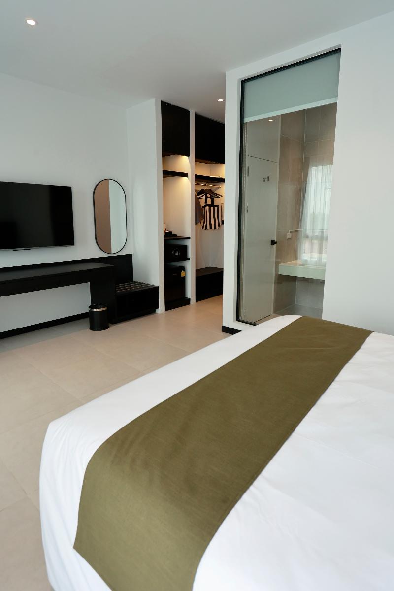 Hotel Whitt Hua Hin image