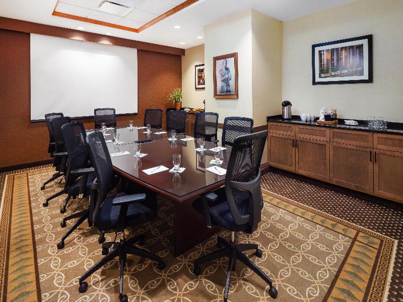 Hilton Garden Inn Montreal Centre-Ville image