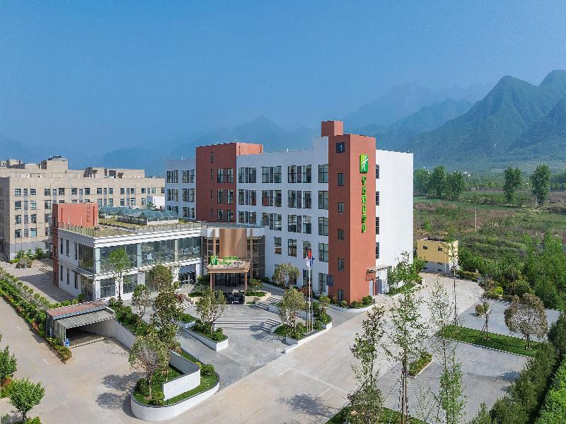 Holiday Inn Express Xi An Caotang Technology Park image