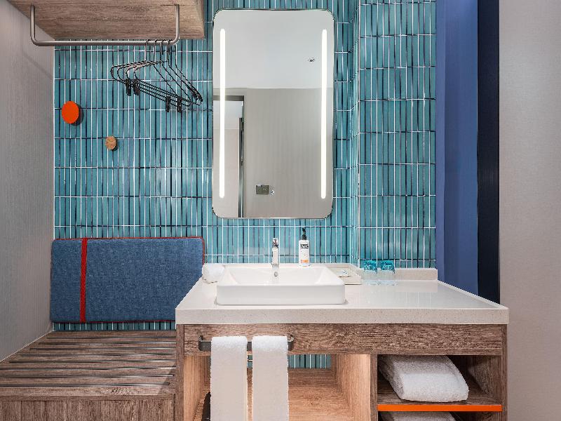 Holiday Inn Express Xi An Caotang Technology Park image