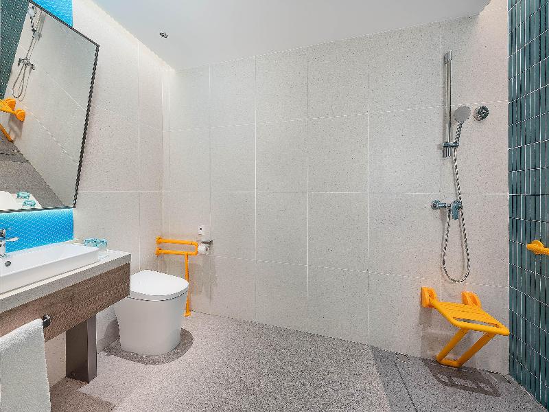 Holiday Inn Express Xi An Caotang Technology Park image