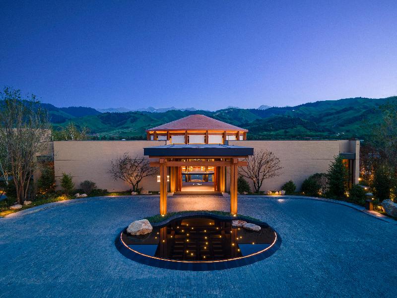 Hotel Indigo Nalati image