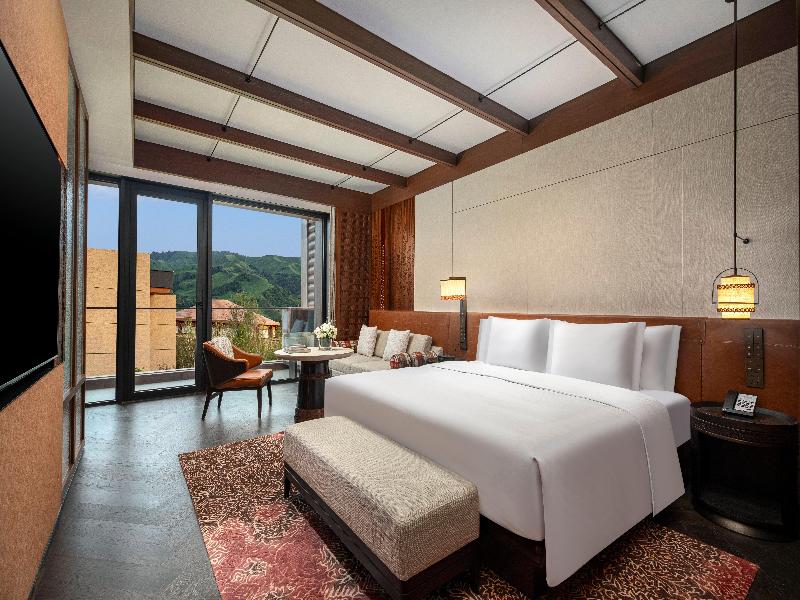 Hotel Indigo Nalati image
