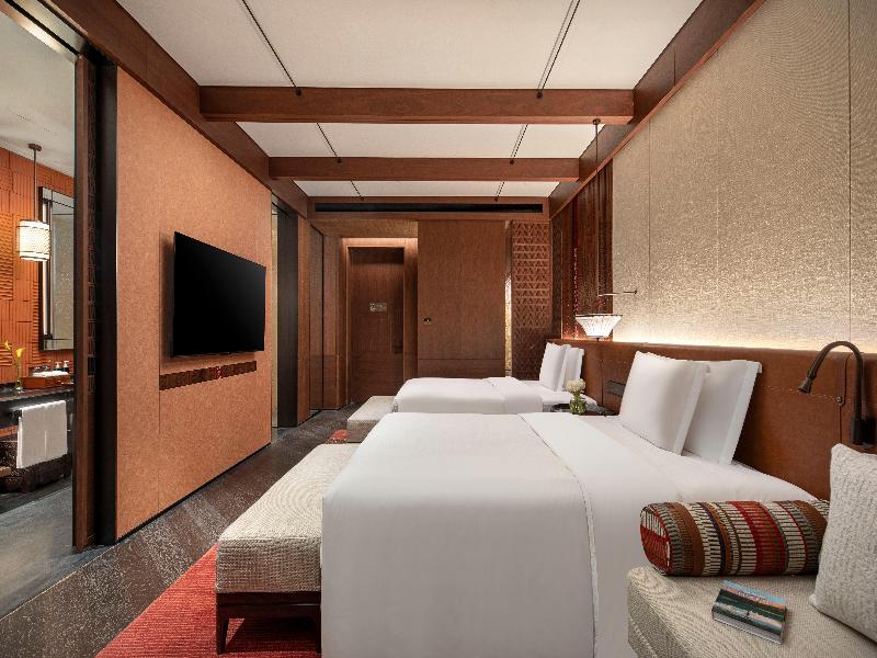 Hotel Indigo Nalati image