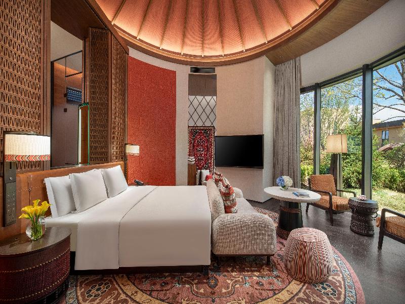 Hotel Indigo Nalati image