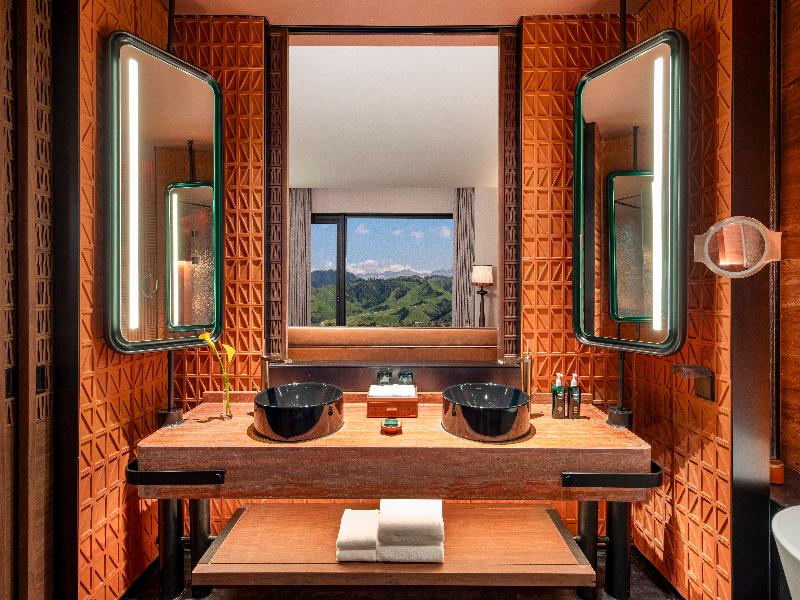 Hotel Indigo Nalati image