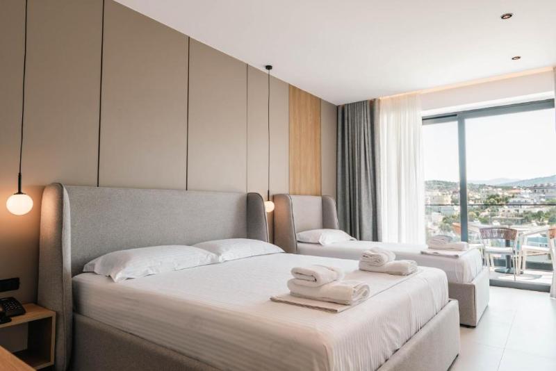 Central Park Premium Hotel