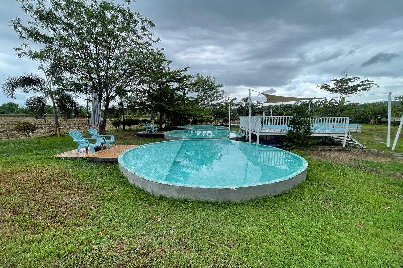 Santillana Hillside Farms By Zuzu