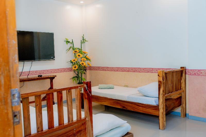 Villa Paraiso Resort & Waterpark Camiguin By Zuzu image