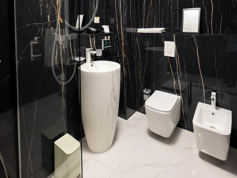 Le Blanc Cotroceni image