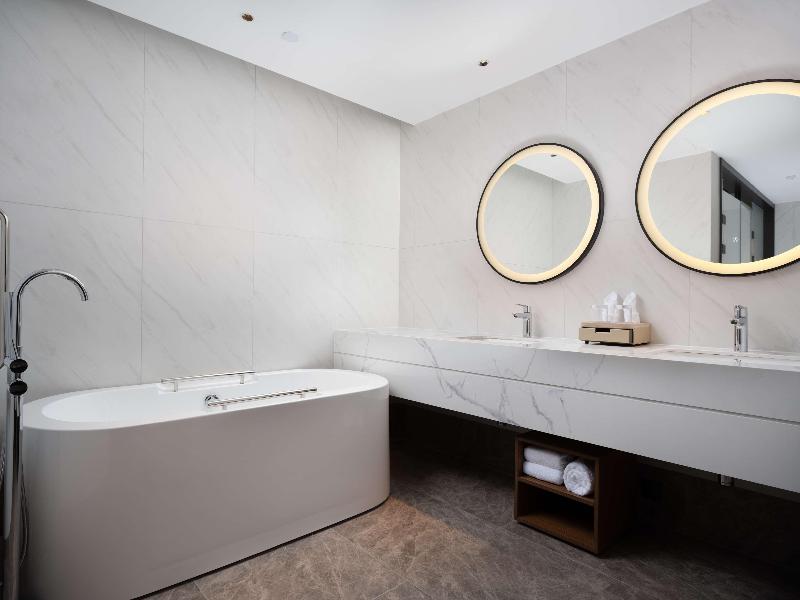 Hilton Garden Inn Bazhong Bazhou image