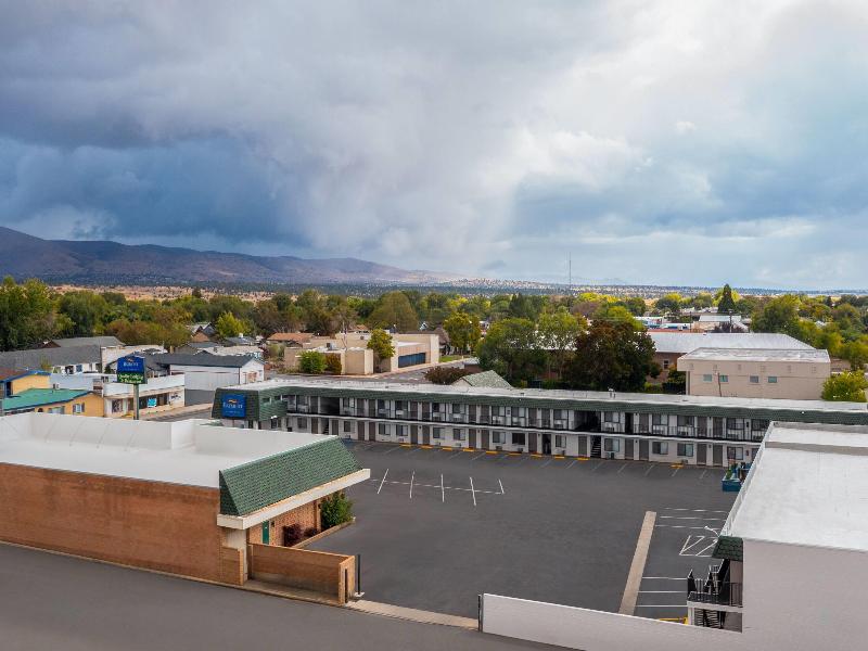 Baymont By Wyndham Susanville — general view