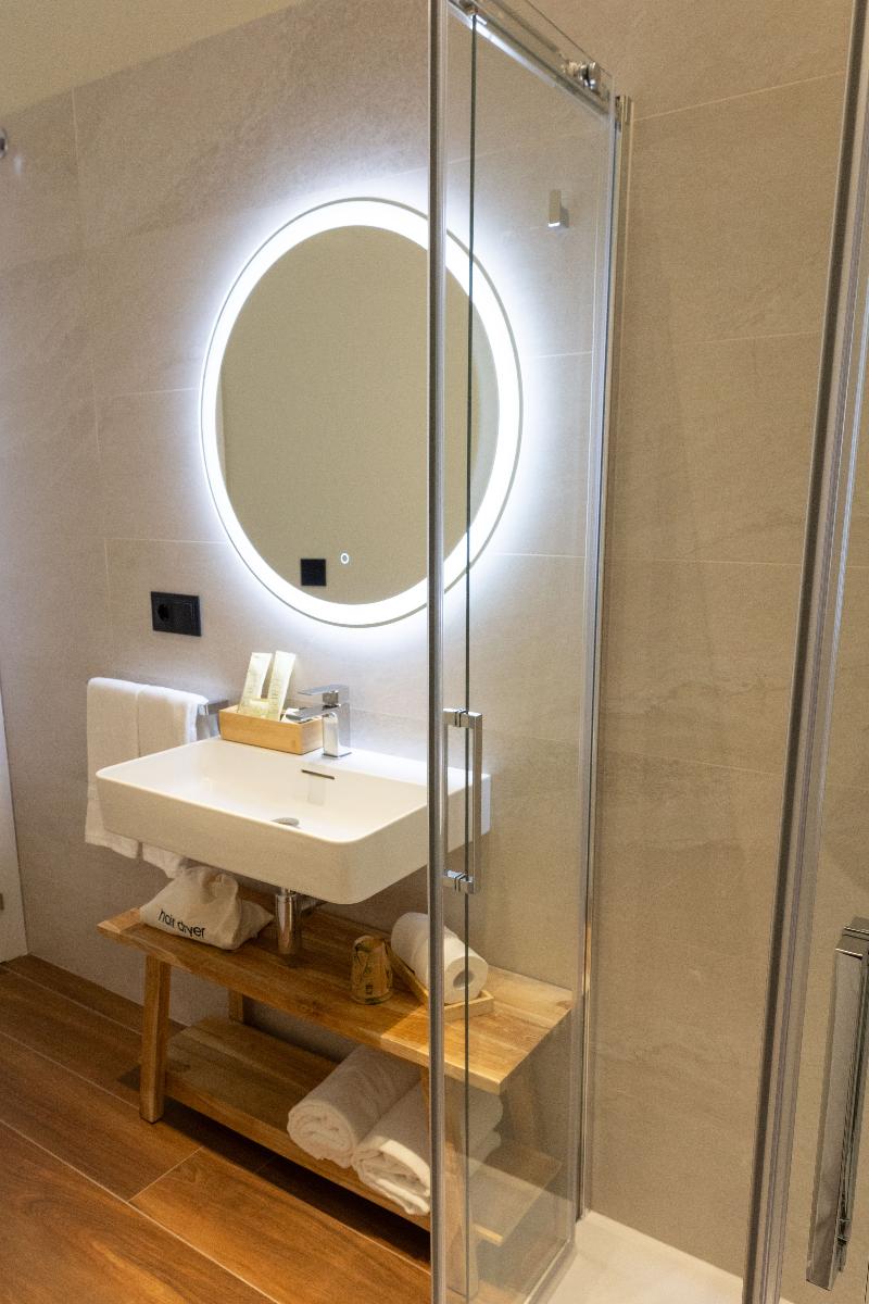 Pardavila 57 Slow Hotel image