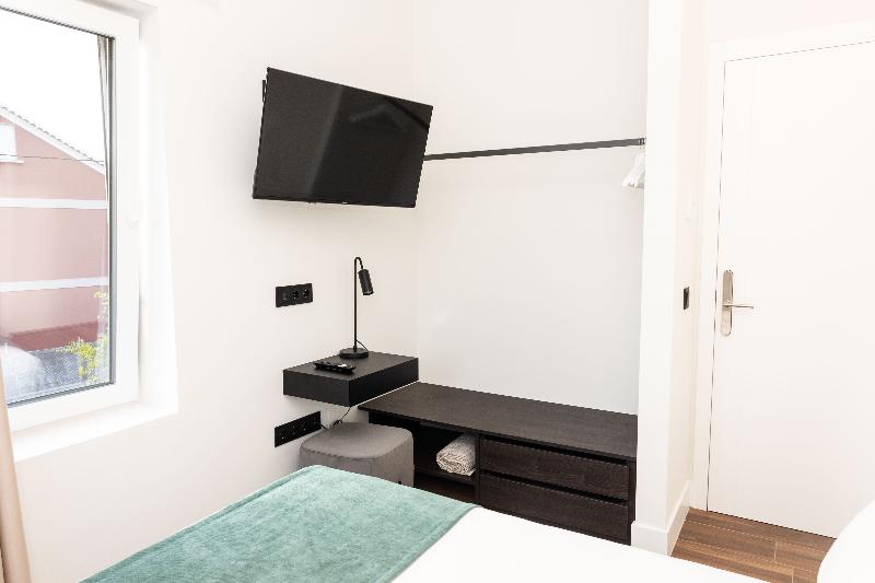 Pardavila 57 Slow Hotel image