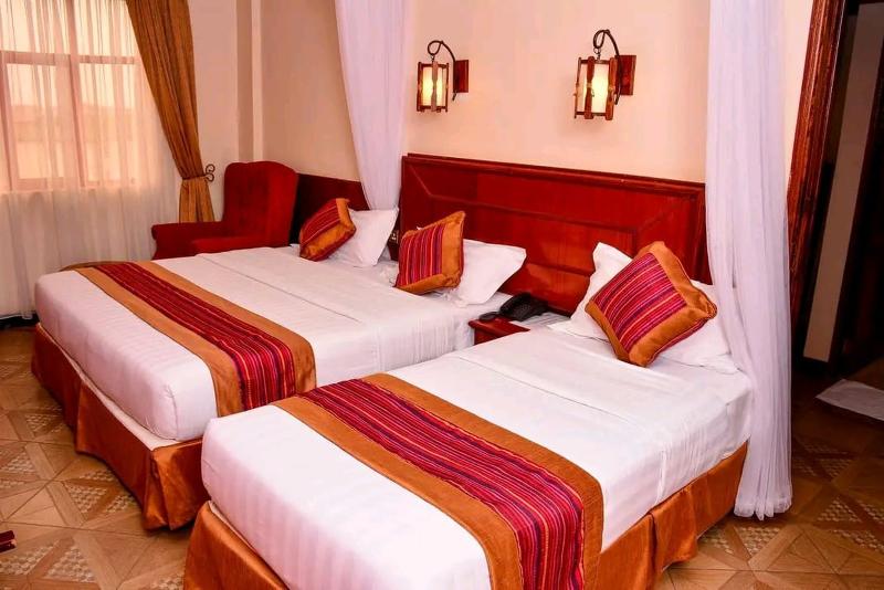 Seasons Aiport Hotel image