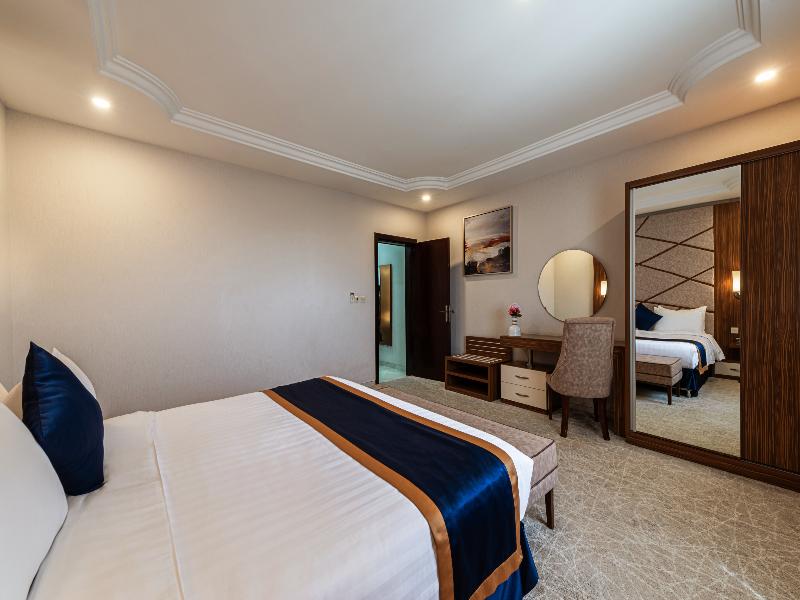 Al Qasr Al Wadeen image