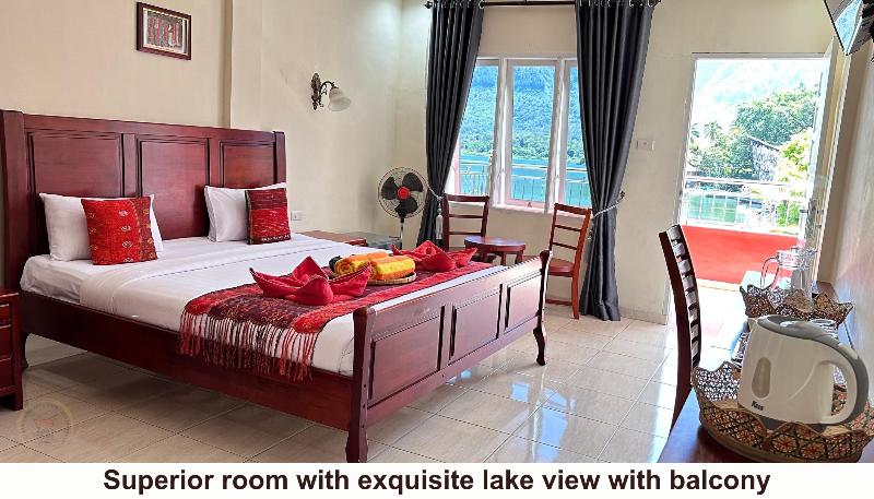 Zoes Paradise Waterfront Hotel image