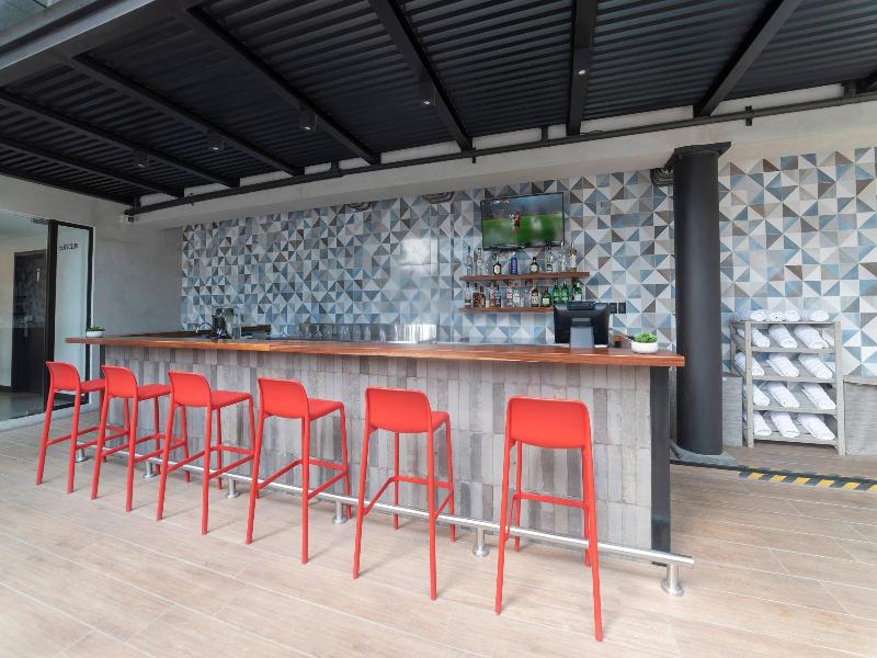 Clarion Suites Guatemala City image
