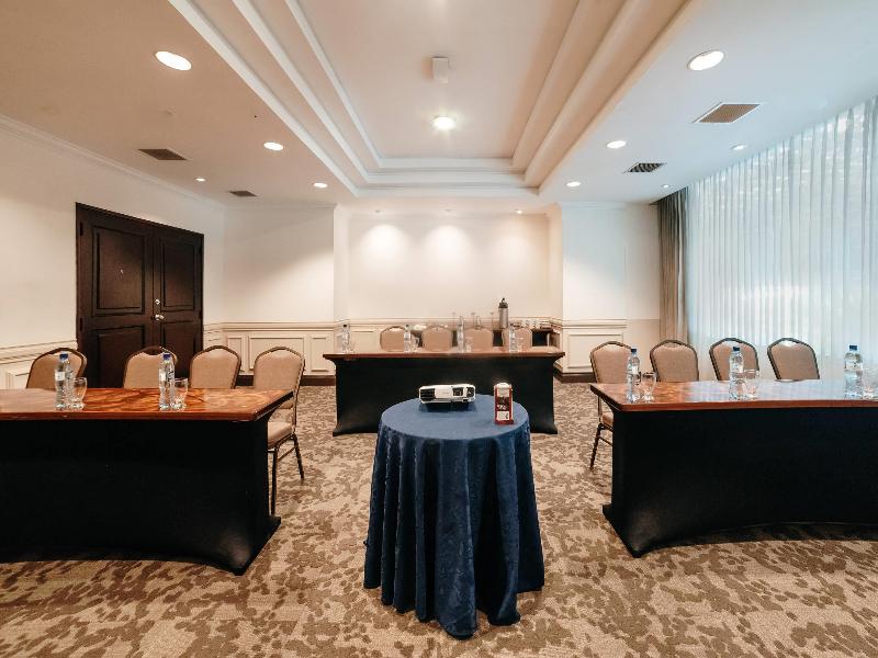 Clarion Suites Guatemala City image