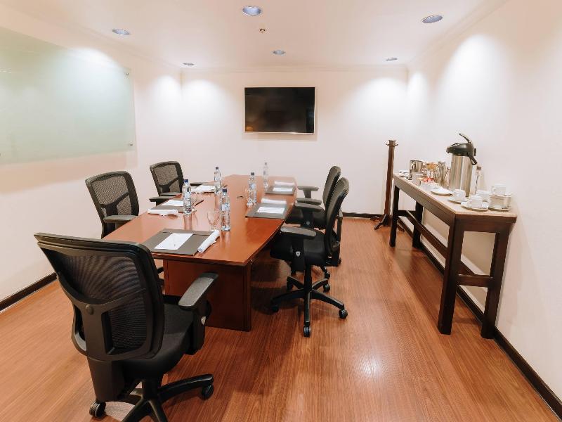 Clarion Suites Guatemala City image