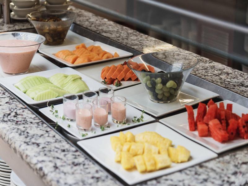 Clarion Suites Guatemala City image