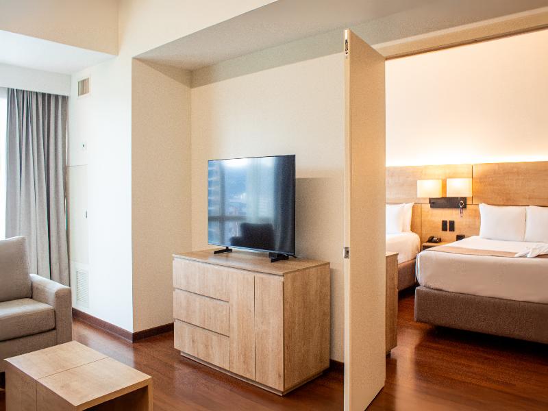Clarion Suites Guatemala City image