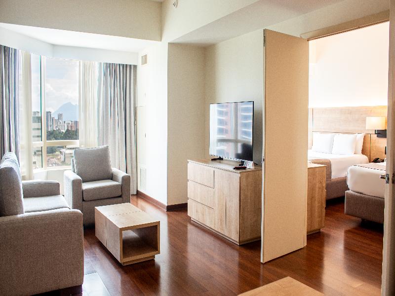 Clarion Suites Guatemala City image
