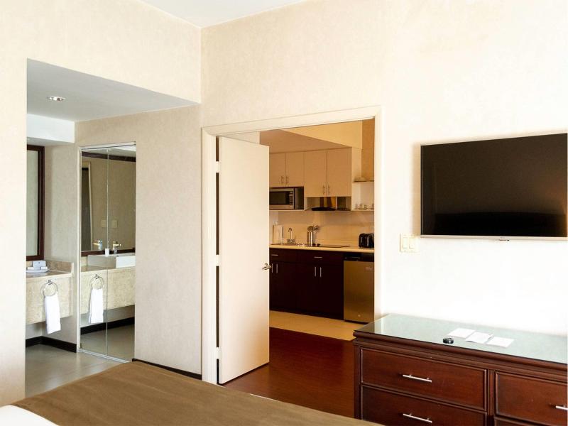 Clarion Suites Guatemala City image