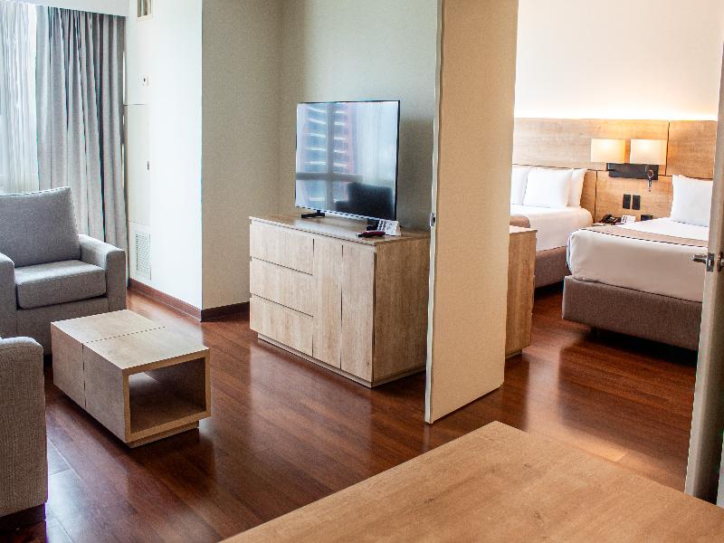Clarion Suites Guatemala City image
