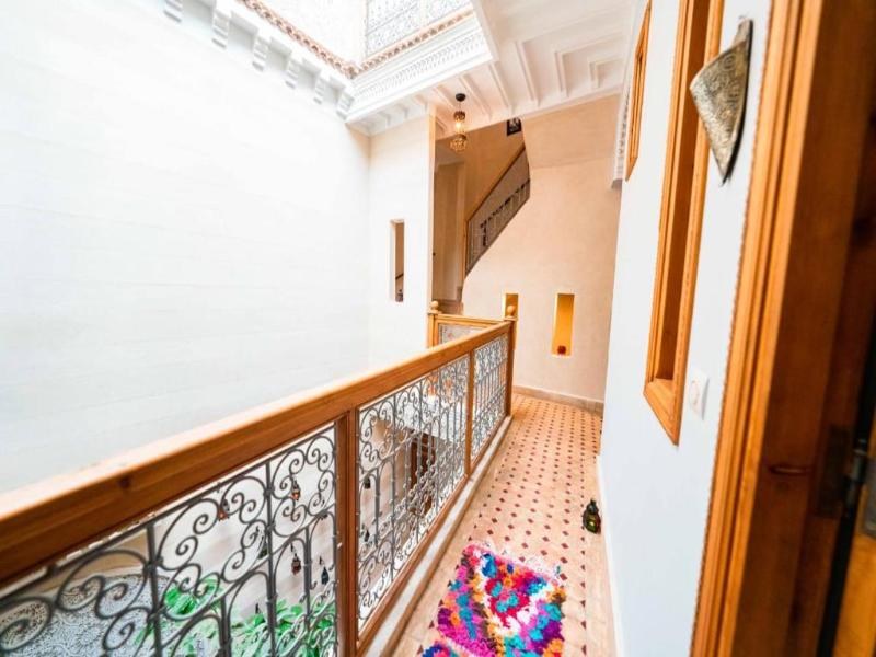 Riad Kiyanjana image