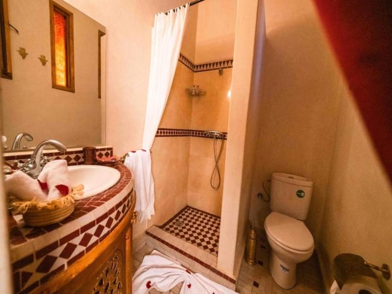 Riad Kiyanjana image