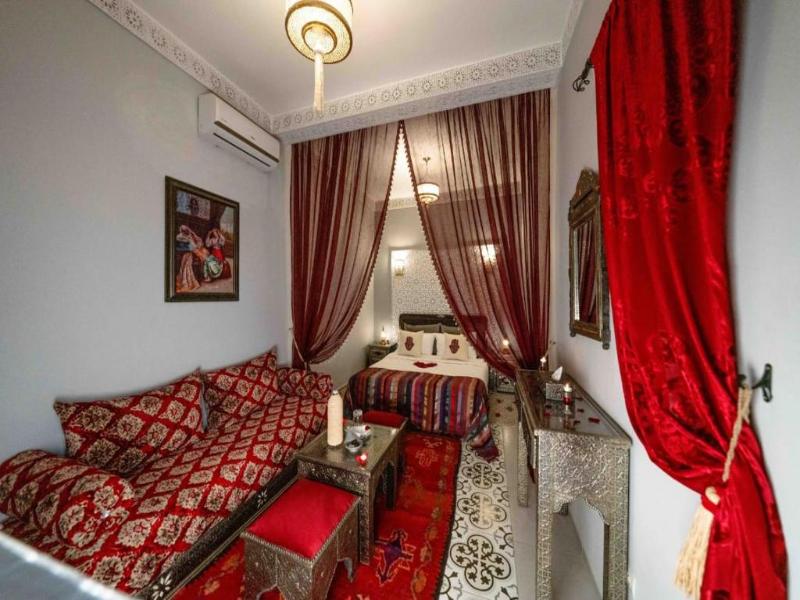 Riad Kiyanjana image