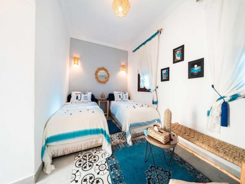 Riad Kiyanjana image