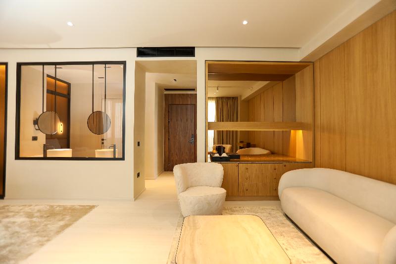 Sol Boutique Hotel image